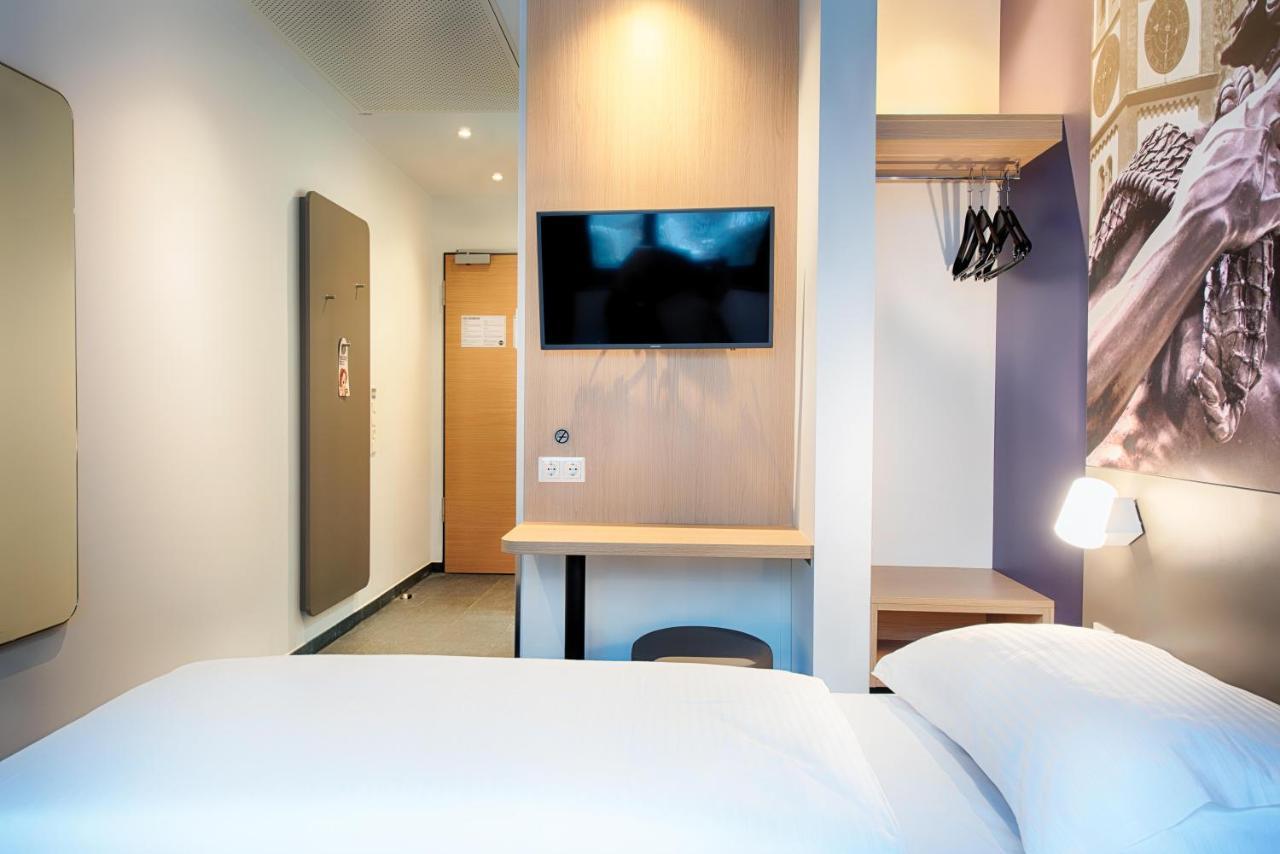 B&B Hotel Augsburg-West Luaran gambar