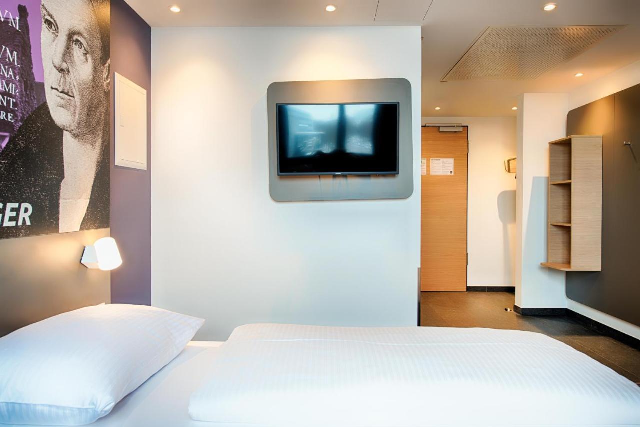B&B Hotel Augsburg-West Luaran gambar